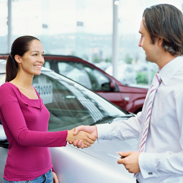 Продажа автомобилей в организациях